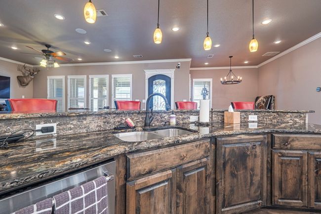 7113 E County Road 114, House other with 4 bedrooms, 4 bathrooms and 3 parking in Midland TX | Image 17
