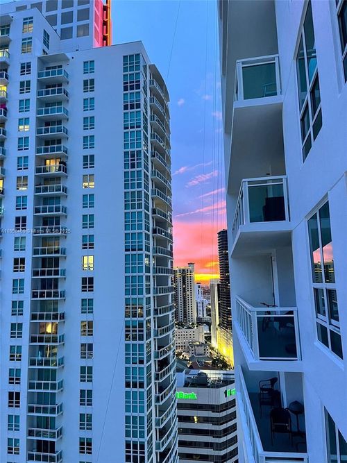 apt-3009-950 Brickell Bay Dr, Miami, FL, 33131-3955 | Card Image