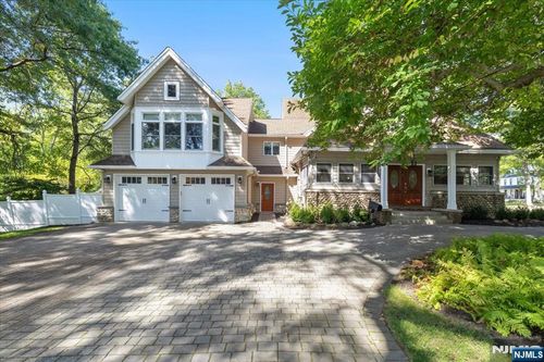 47 Highview Ave, Park Ridge, NJ, 07656-1305 | Card Image