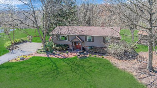 170 Park Rd, Beaver Falls, PA, 15010 | Card Image