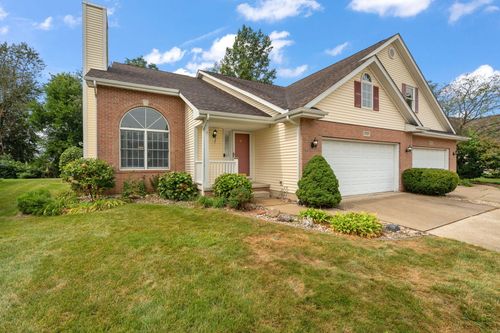 376 Cherry Hills Dr, Chesterton, IN, 46304 | Card Image