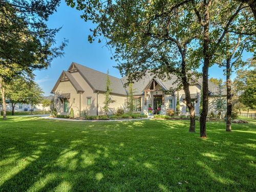 6517 Mystic Valley Drive, Edmond, OK, 73034 | Card Image