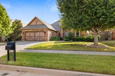 19504 Green Meadow Lane, House other with 3 bedrooms, 2 bathrooms and null parking in Edmond OK | Image 2