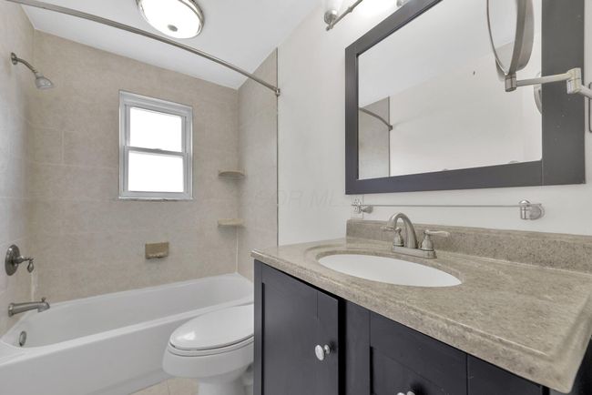 3489 Manila Dr, House other with 3 bedrooms, 2 bathrooms and null parking in Westerville OH | Image 14