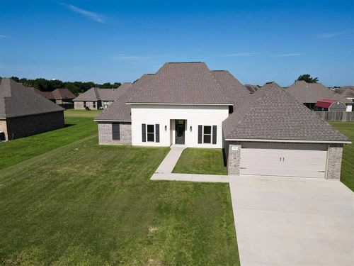 614 Walnut St, Iowa, LA, 70647-4085 | Card Image