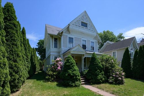 415 Maple St, Springfield, MA, 01105-1923 | Card Image