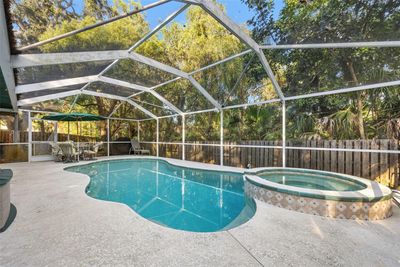 38 Harbor Oaks Circle, House other with 3 bedrooms, 2 bathrooms and null parking in Safety Harbor FL | Image 2