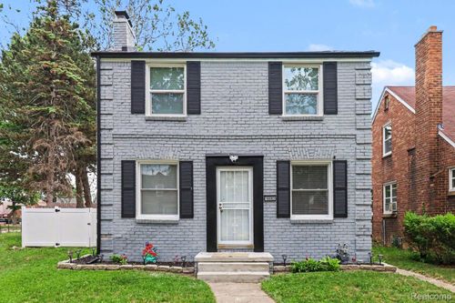16682 Robson St, Detroit, MI, 48235-4516 | Card Image