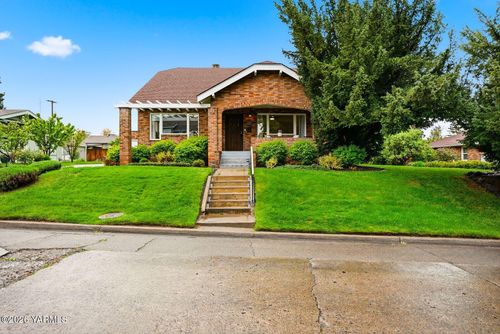 610 S 25th Ave, Yakima, WA, 98902-4111 | Card Image