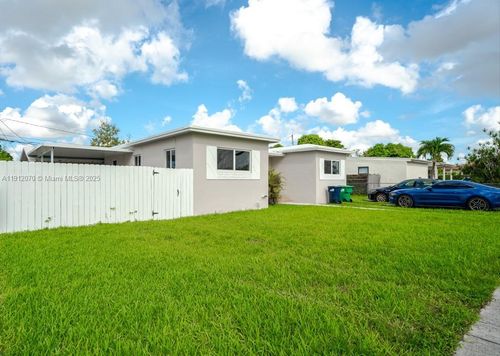 1020-1020 Sw 74th Ave, Miami, FL, 33144-4528 | Card Image