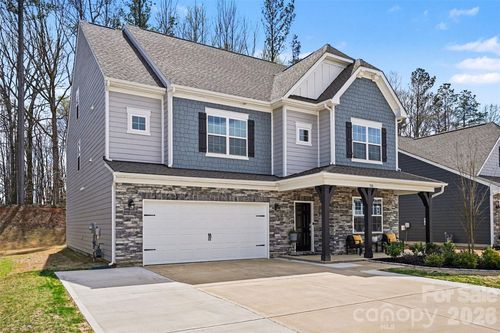 310 Hamptons Cove Rd, Troutman, NC, 28166-8903 | Card Image