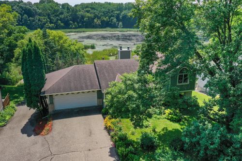 2755 Halstead Ln, Mound, MN, 55364-9485 | Card Image