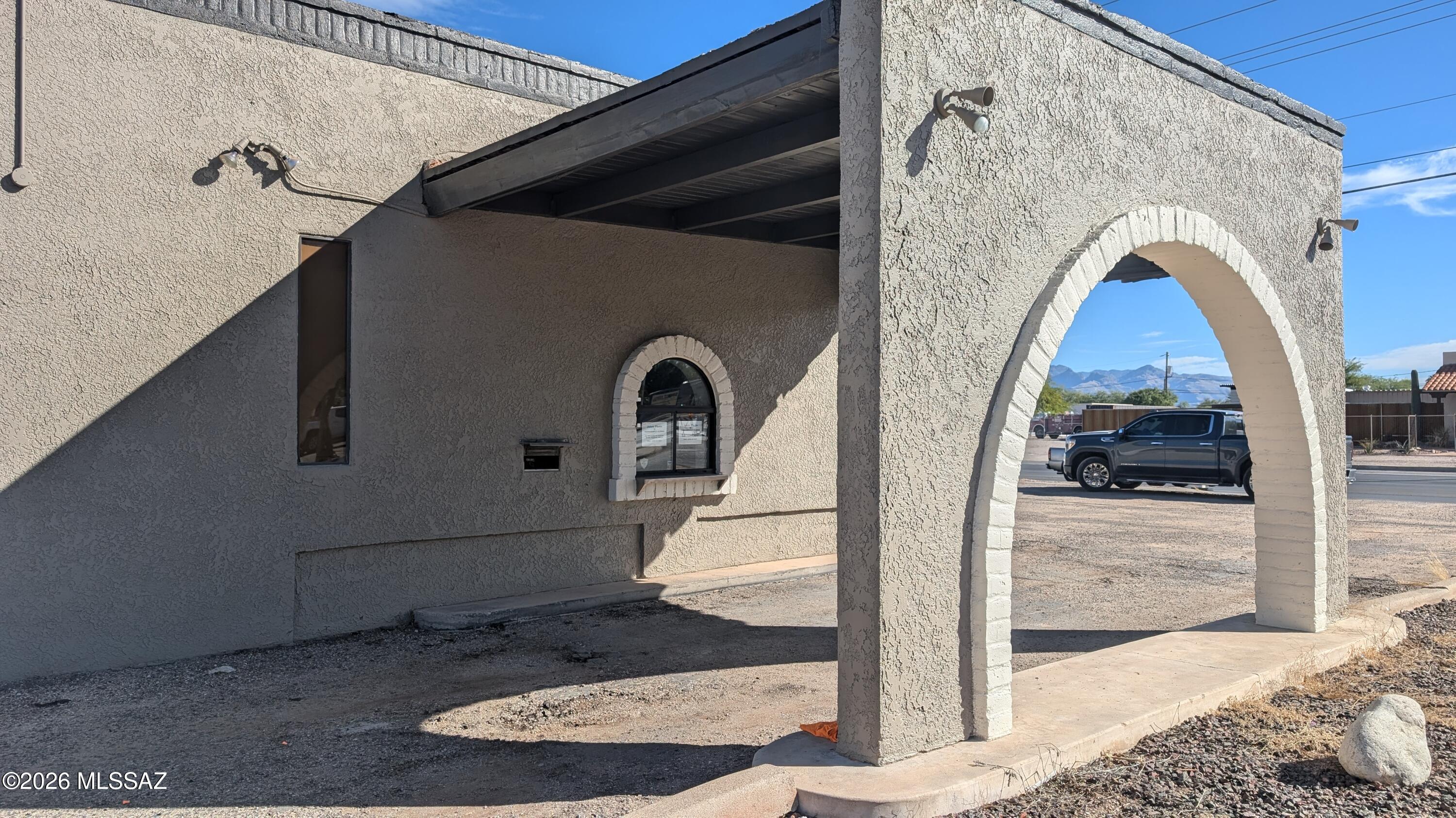 Commercial Lease in Tucson 3