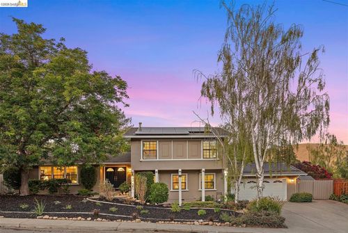 1235 Larch Ave, Moraga, CA, 94556 | Card Image