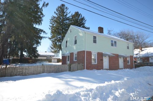 85 Alexander Dr, Bridgeport, CT, 06606-4902 | Card Image