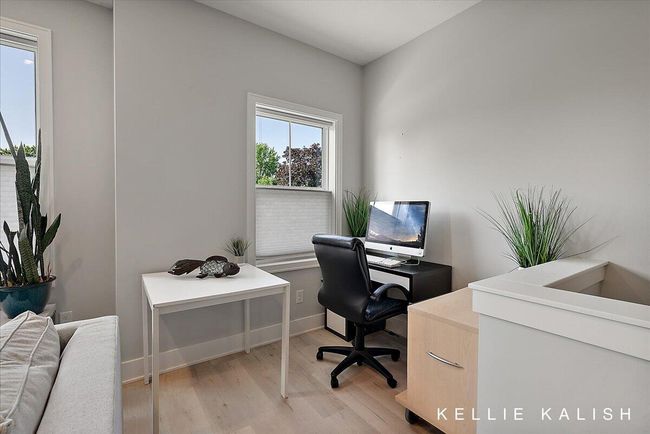 Living Room Office Nook | Image 10