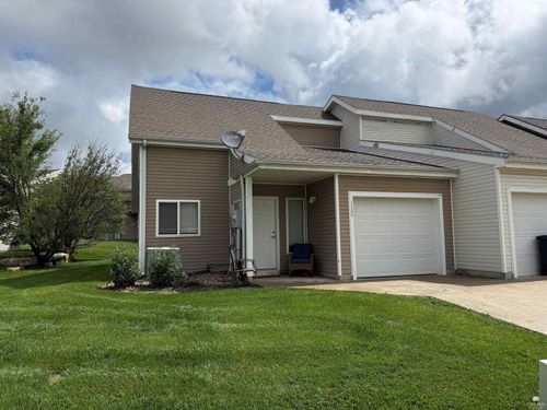 1120 Newfoundland Dr, Manhattan, KS, 66503-8774 | Card Image