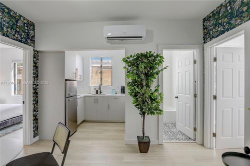apt-9-1553 Sw 7th St, Miami, FL, 33135-5533 | Card Image