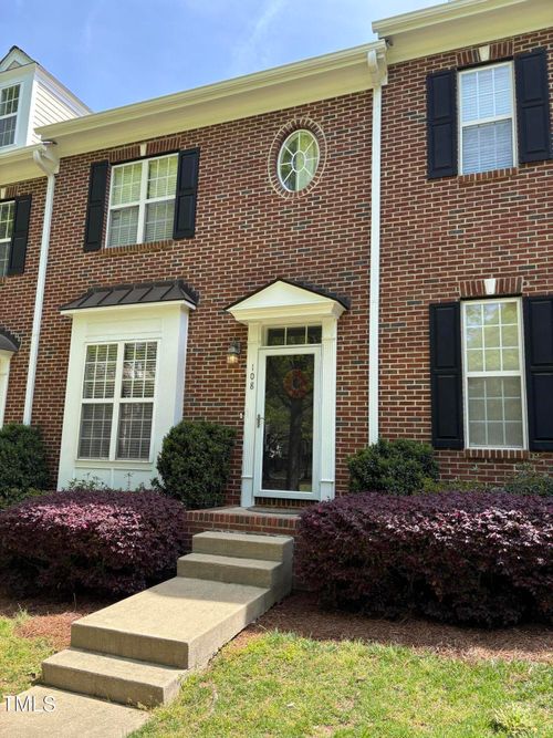 108 W Savannah Ridge Rd, Holly Springs, NC, 27540-7378 | Card Image