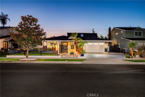 16081 Windemeir Ln, Huntington Beach, CA, 92647-3444 | Card Image