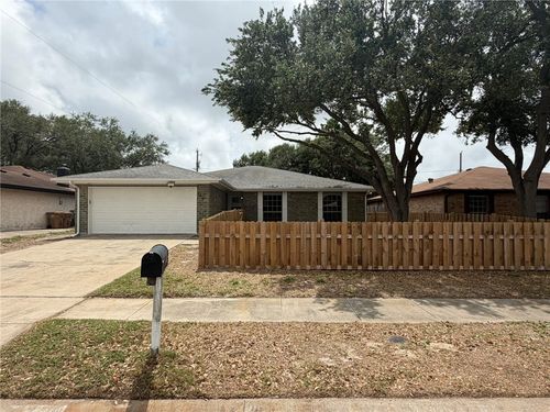 749 Alhambra Dr, Corpus Christi, TX, 78418-4610 | Card Image