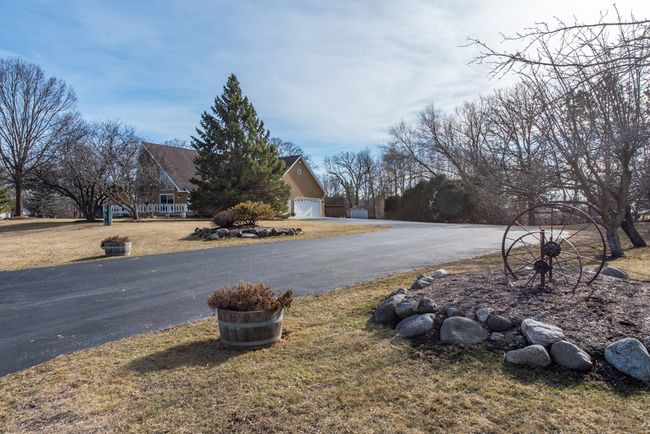 43388 N Oakcrest Ln, House other with 3 bedrooms, 2 bathrooms and 3 parking in Zion IL | Image 29
