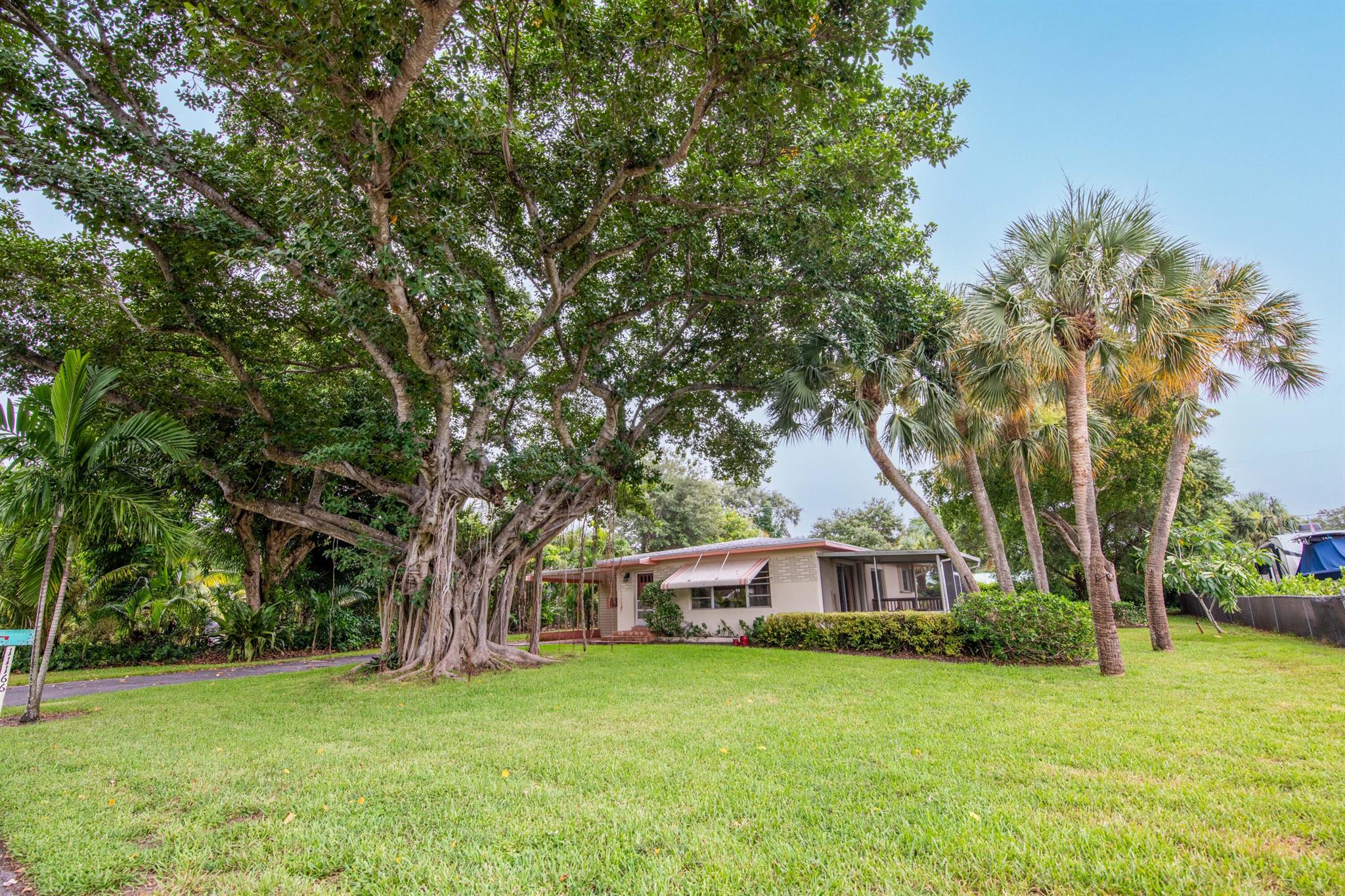 Monet Ter, Palm Beach Gardens, FL 33410