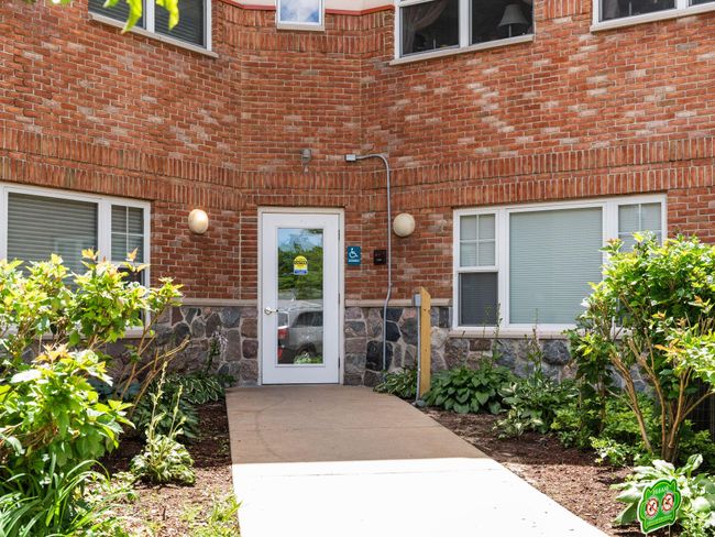 UNIT-104 - 301 N Lake St, Condo with 2 bedrooms, 2 bathrooms and null parking in Cadillac MI | Image 22