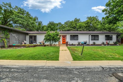 1601 E 19th St, Georgetown, TX, 78626-7249 | Card Image