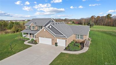 669 Hidden Meadows Drive, House other with 4 bedrooms, 4 bathrooms and null parking in Miamisburg OH | Image 2