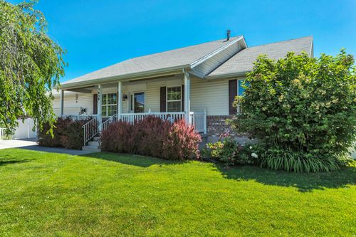 5634 Miller Cir, Stansbury Park, UT, 84074-9639 | Card Image