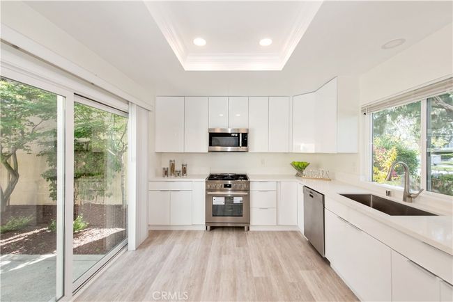 10 Windsong, Condo with 3 bedrooms, 2 bathrooms and 2 parking in Irvine CA | Image 21