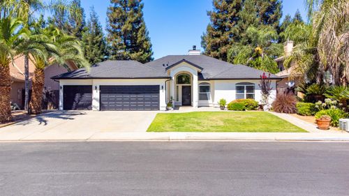 467 S Maple Dr, Reedley, CA, 93654-2775 | Card Image