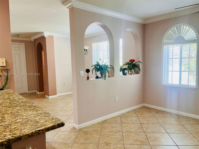 27287 - 27287 Sw 143rd Ave, Townhouse with 4 bedrooms, 2 bathrooms and null parking in Homestead FL | Image 2