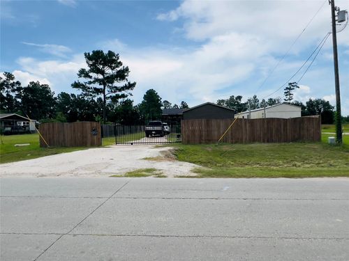 3362 County Road 5018, Cleveland, TX, 77327-3269 | Card Image