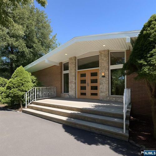 46 Overlook Rd, Alpine, NJ, 07620-1066 | Card Image