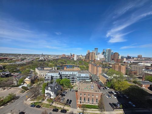 1704-410 Groveland Ave, Minneapolis, MN, 55403-3211 | Card Image