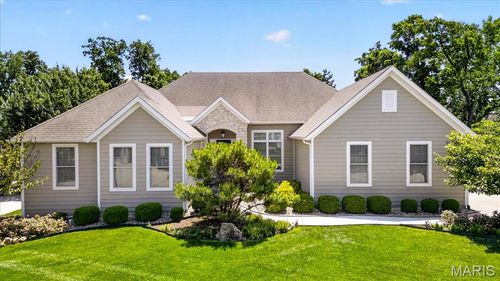 311 Gateview Dr, Wentzville, MO, 63385-6643 | Card Image