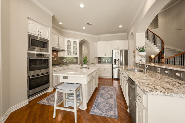 2507 Deep Eddy Trl, House other with 5 bedrooms, 4 bathrooms and null parking in Keller TX | Image 11