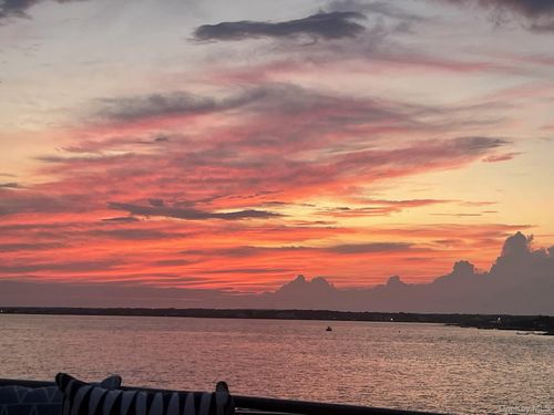 274 Dune Rd, Southampton, NY, 11968-4717 | Card Image