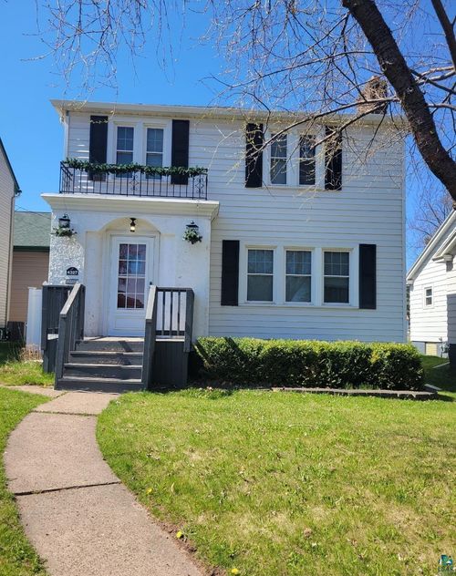 4327 W 5th St, Duluth, MN, 55807-1427 | Card Image