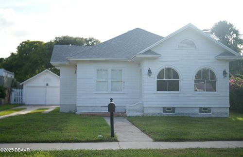 915 & 917 N Oleander Ave, Daytona Beach, FL, 32118-3746 | Card Image