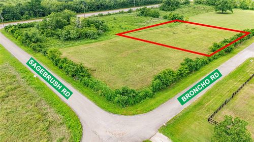 219 Pony Ln, Wallis, TX, 77485-9757 | Card Image