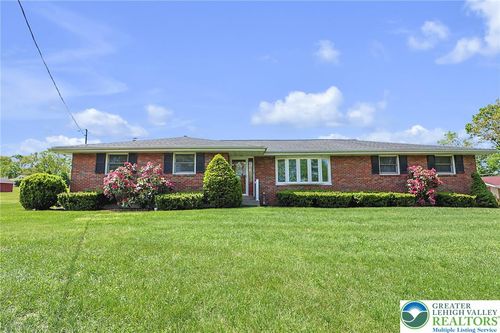 1004 Maple St, POTTSVILLE, PA, 17901-9033 | Card Image