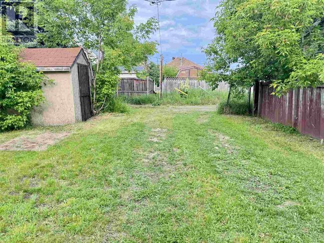 240 Mckellar St S, Home with 3 bedrooms, 1 bathrooms and null parking in Thunder Bay ON | Image 23