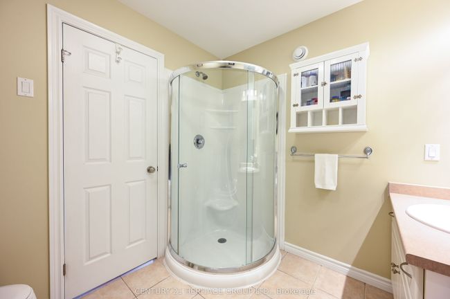 2 - 10 Zimmerman Dr, Condo with 3 bedrooms, 3 bathrooms and 1 parking in Caledon ON | Image 18