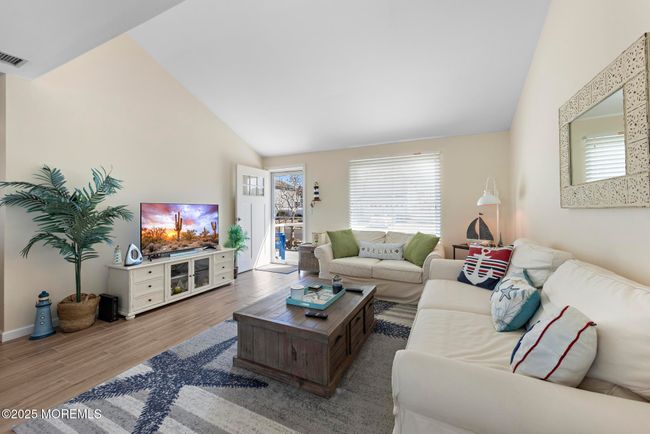 125 Peter Rd, House other with 3 bedrooms, 1 bathrooms and null parking in Manahawkin NJ | Image 9