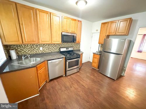 5734 N Lambert St, PHILADELPHIA, PA, 19138-2910 | Card Image