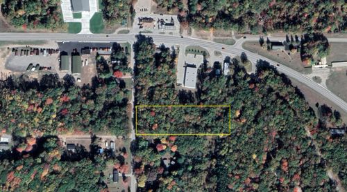 86 S Walhalla Rd, Fountain, MI, 49410-9592 | Card Image