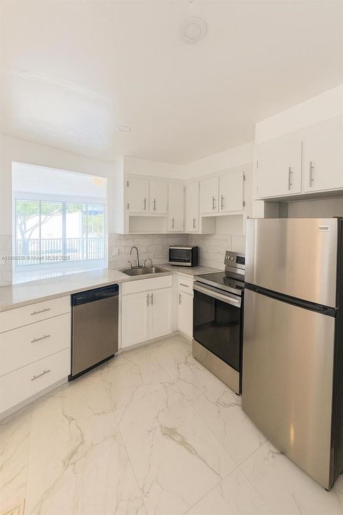 3-1710 Ne 191st St, Miami, FL, 33179-4202 | Card Image